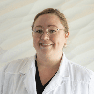 Dr. Olivia Acosta